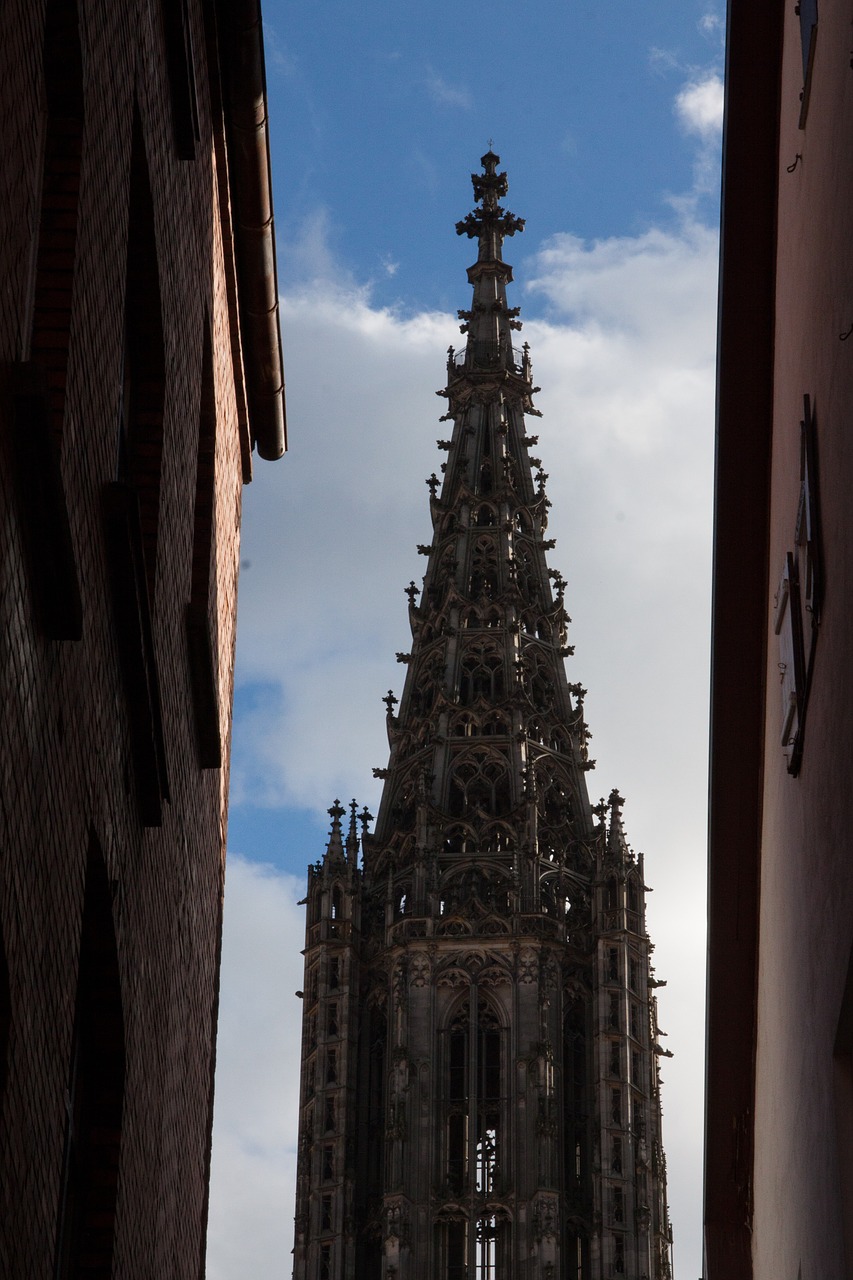 ulm cathedral architecture building free photo