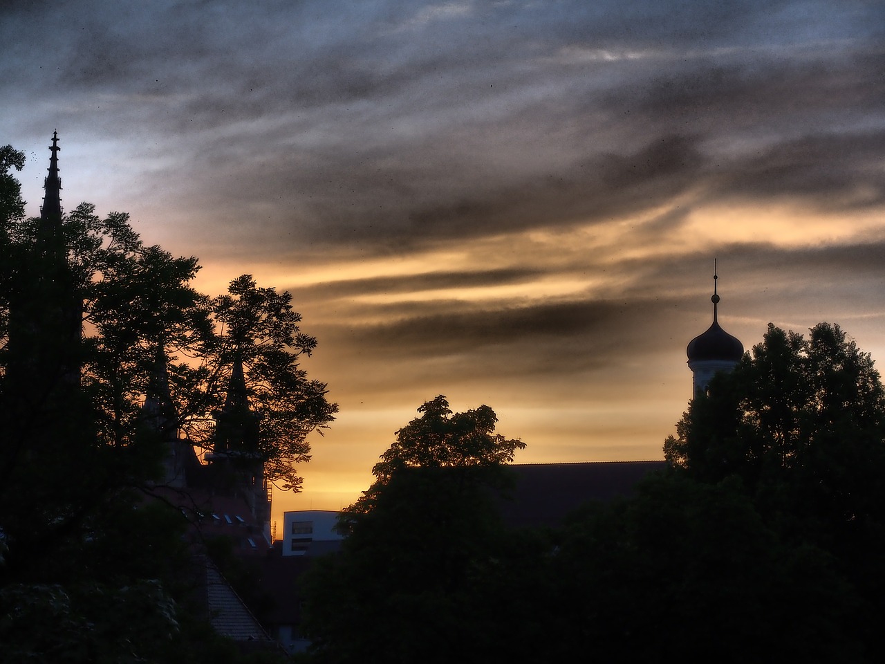 ulm cathedral steeple dramatic free photo