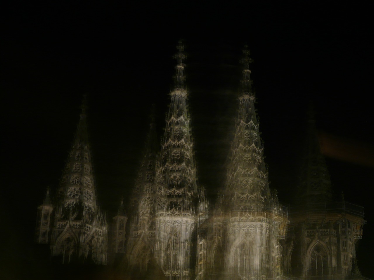 ulm cathedral wobbles spooky free photo