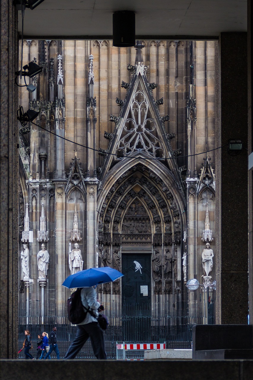 umbrella rain church free photo