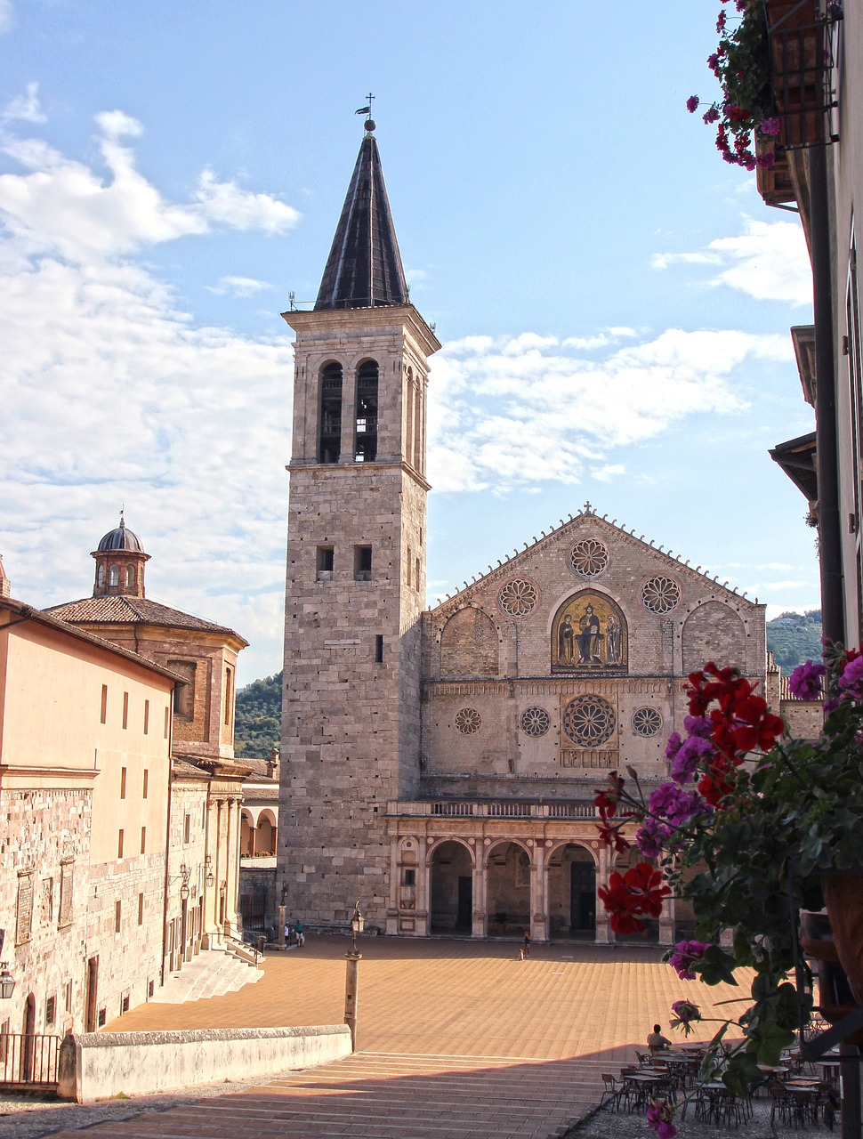 umbria  spoleto  cathedral free photo