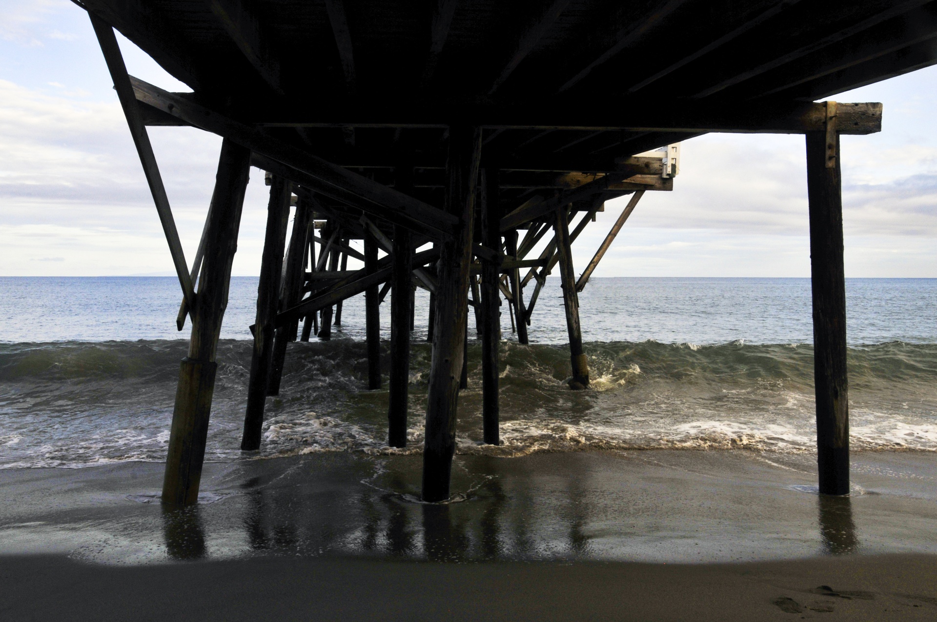 pier waves ocean free photo