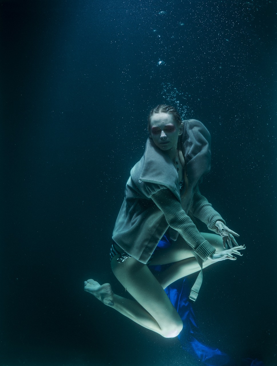 under water fashion woman free photo