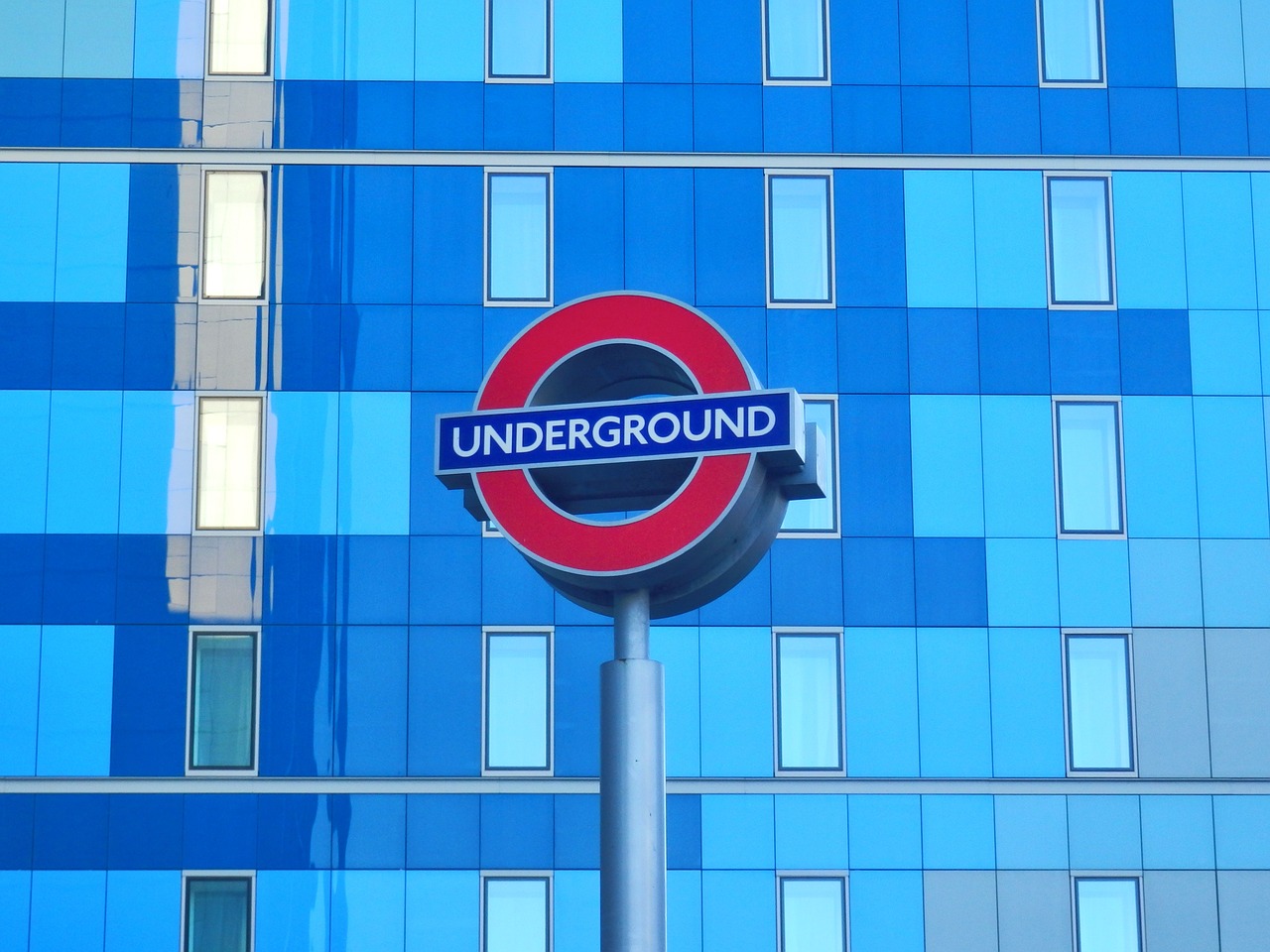 underground london transport free photo