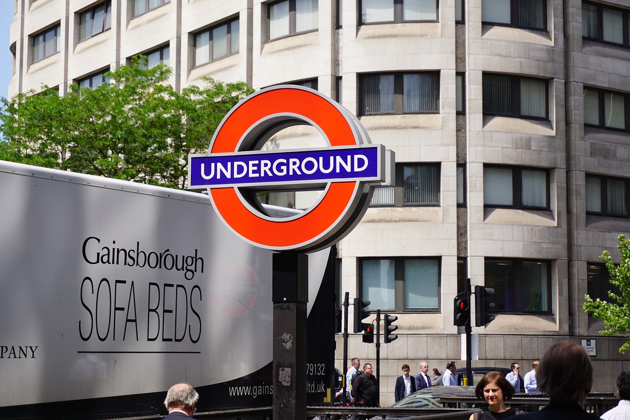 underground london metro free photo