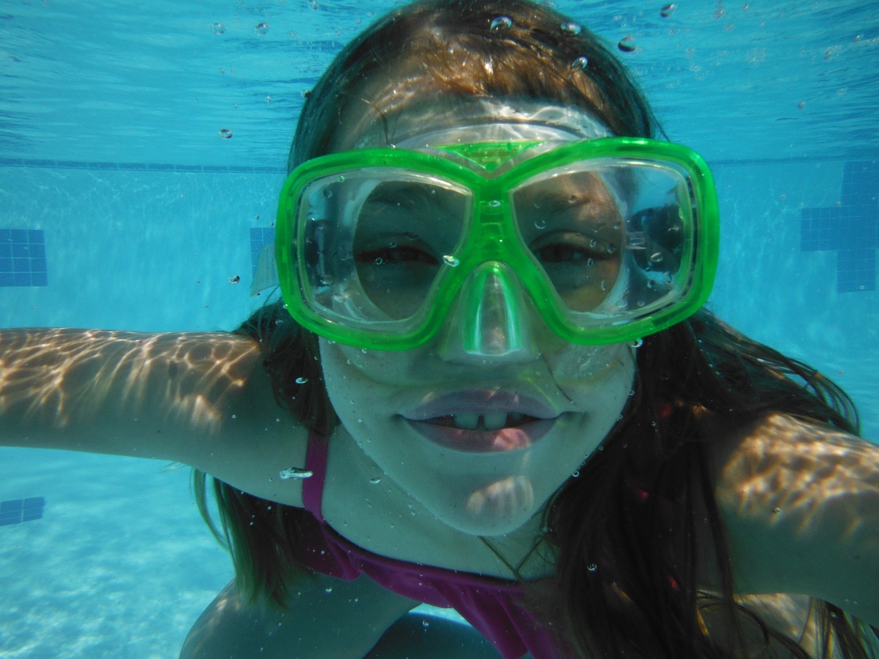 underwater swimmer with mask summer pool free photo