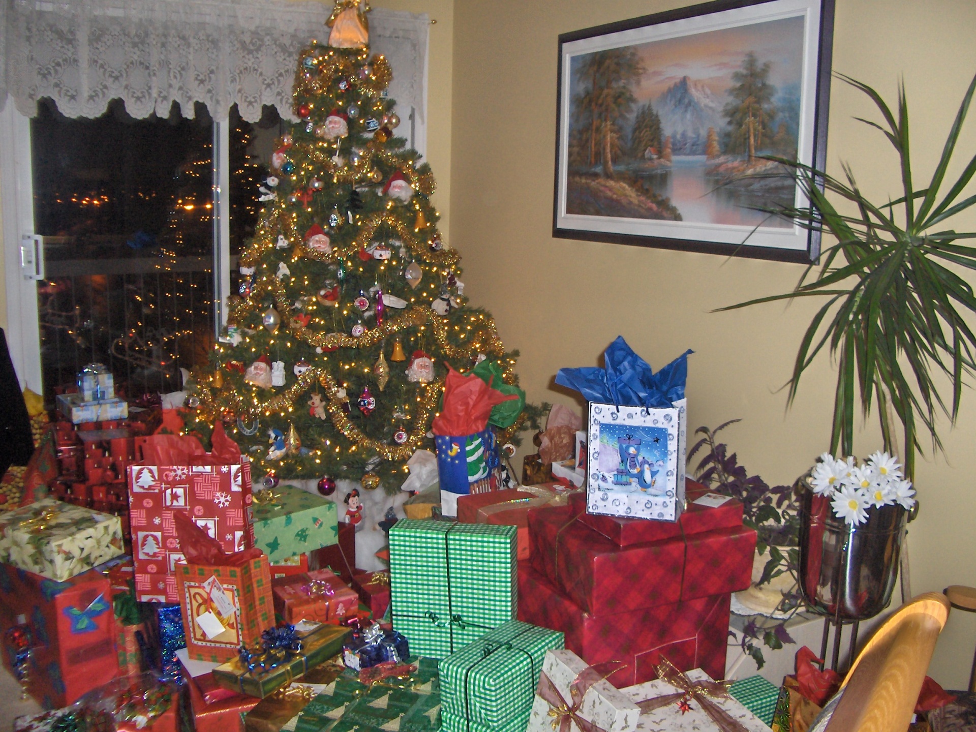 christmas gifts tree free photo