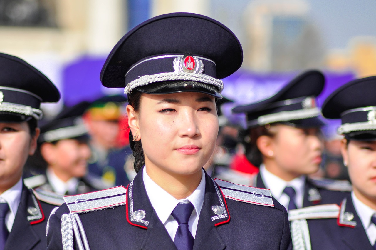 uniform military ladies free photo