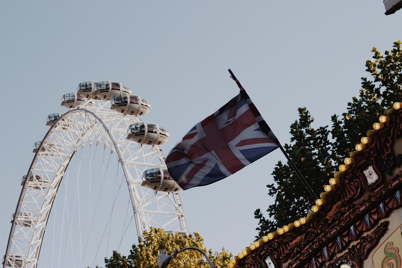 union flag ferris wheel london eye free photo