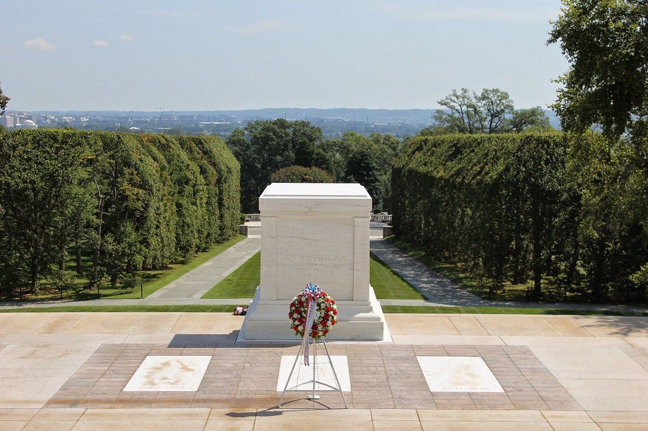 unknown soldier memorial arlington free photo