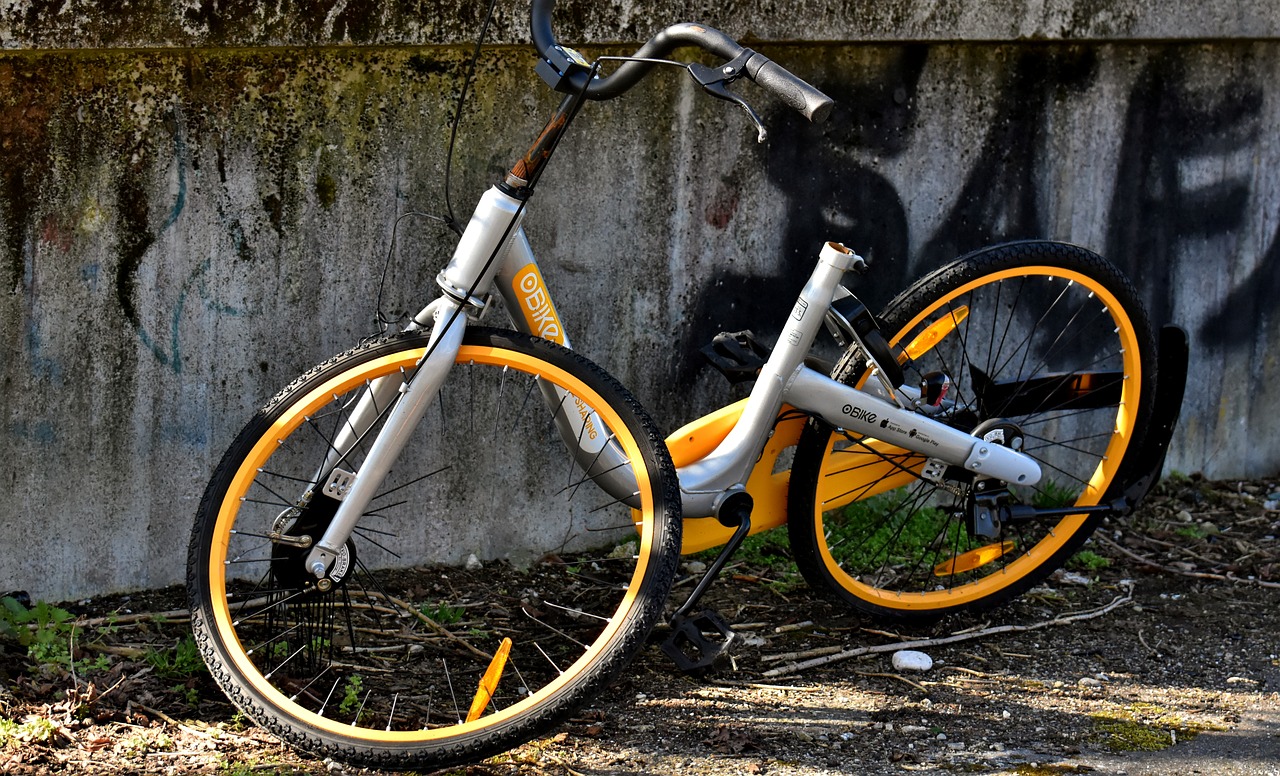 up to date  city bike  obike munich free photo