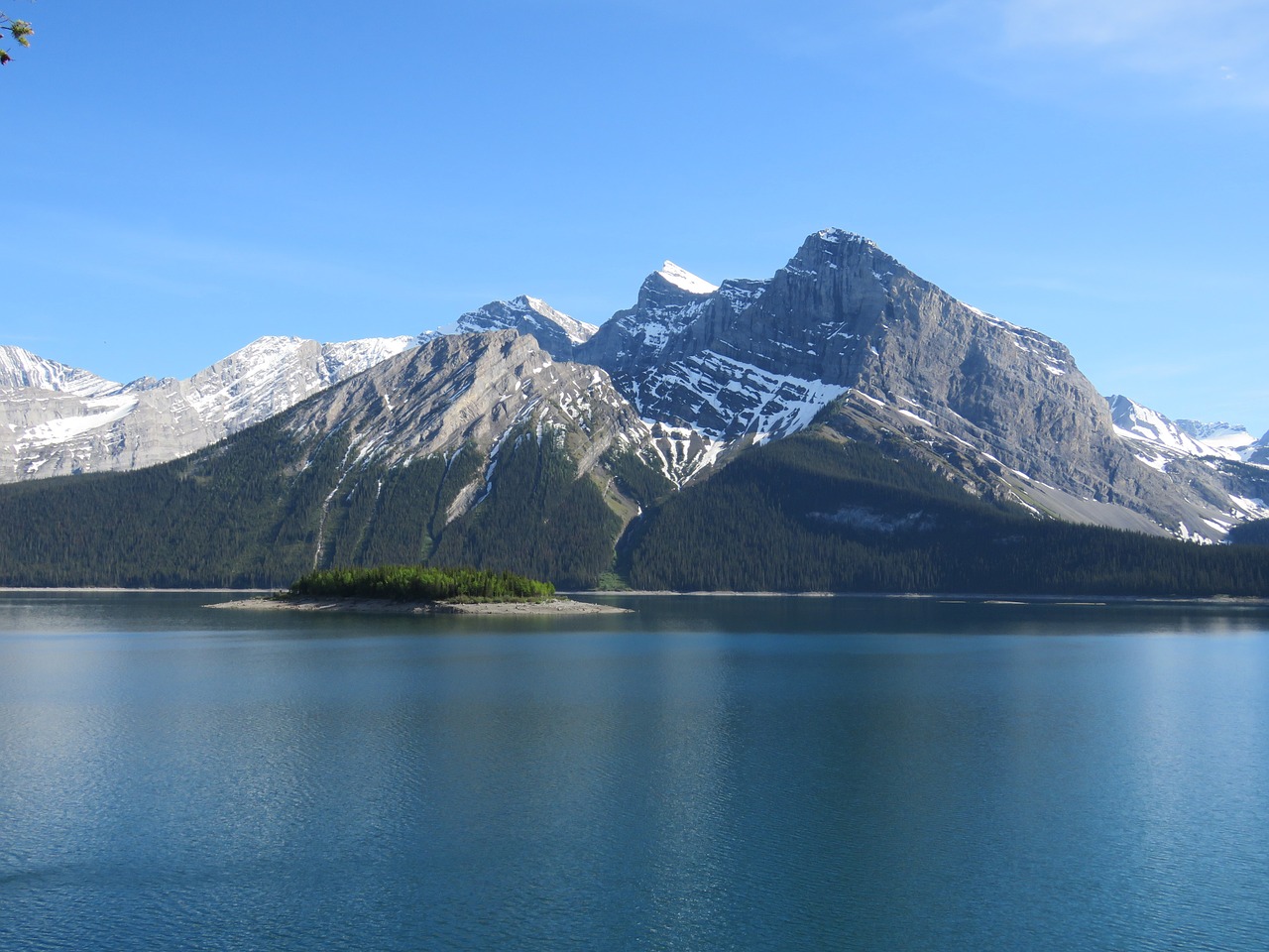 upper kananaskis lake alberta canada free photo