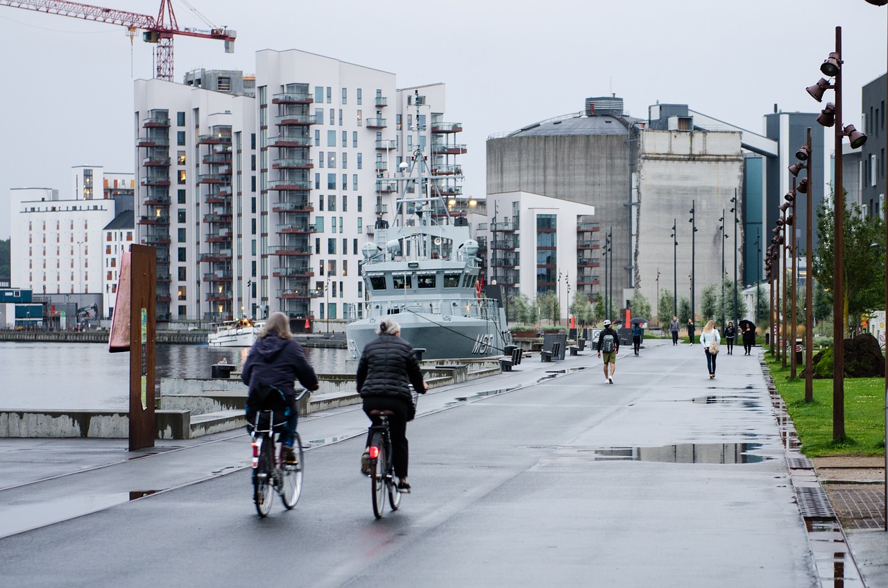 urban cyclist bike free photo