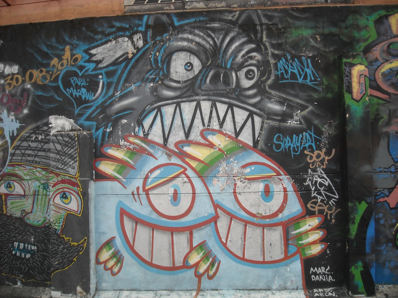 urban art bogota colombia free photo