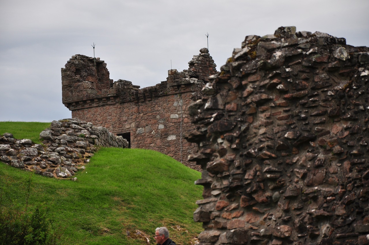 urquhart castle the ruins of the free photo