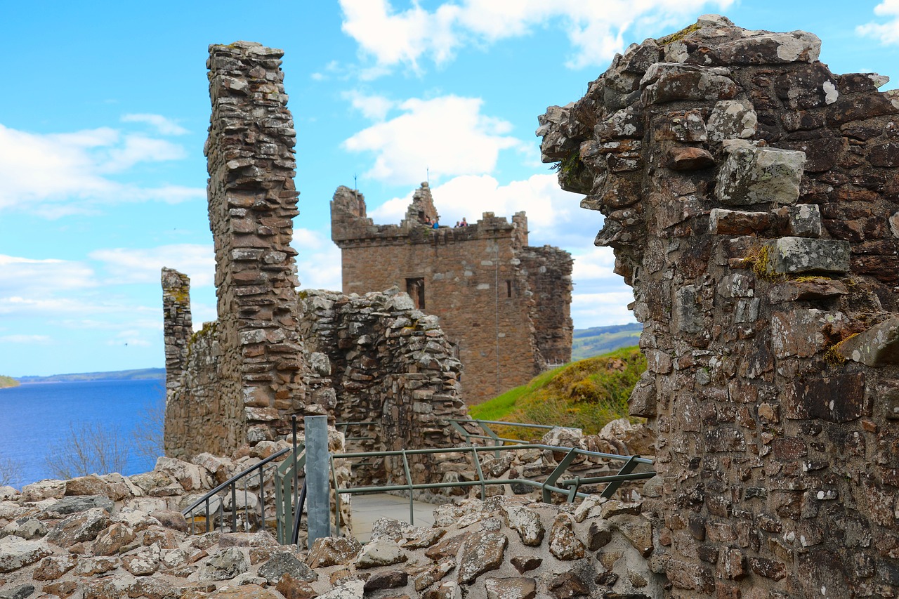 Urquhart castle,loch ness,scotland,tower,ruins - free image from ...