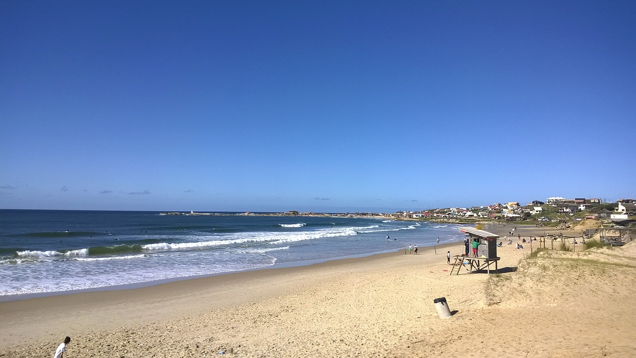 uruguay beach punta del diablo free photo