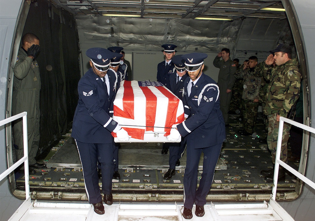 us air force casket returning free photo