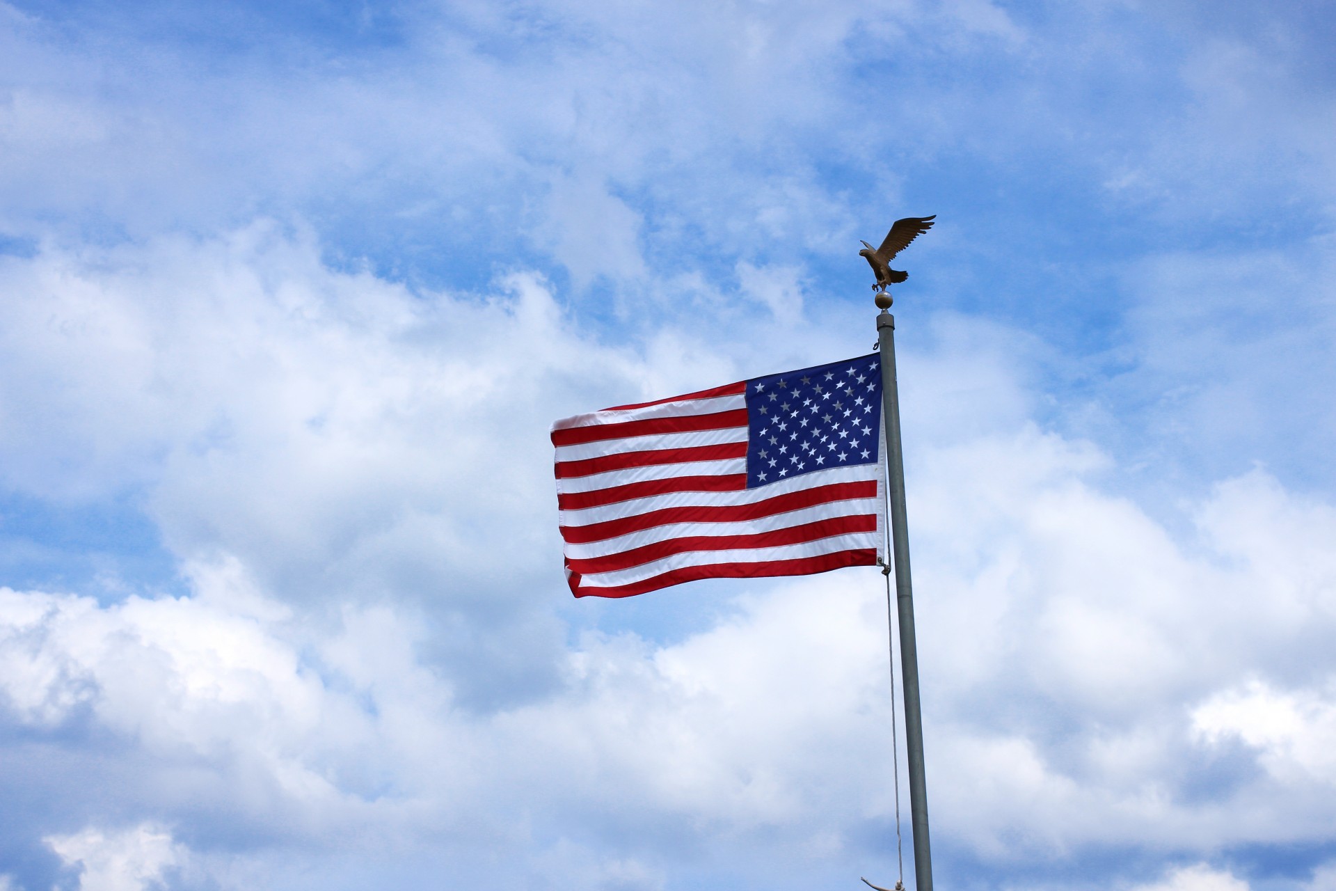 us flag flag flutter free photo