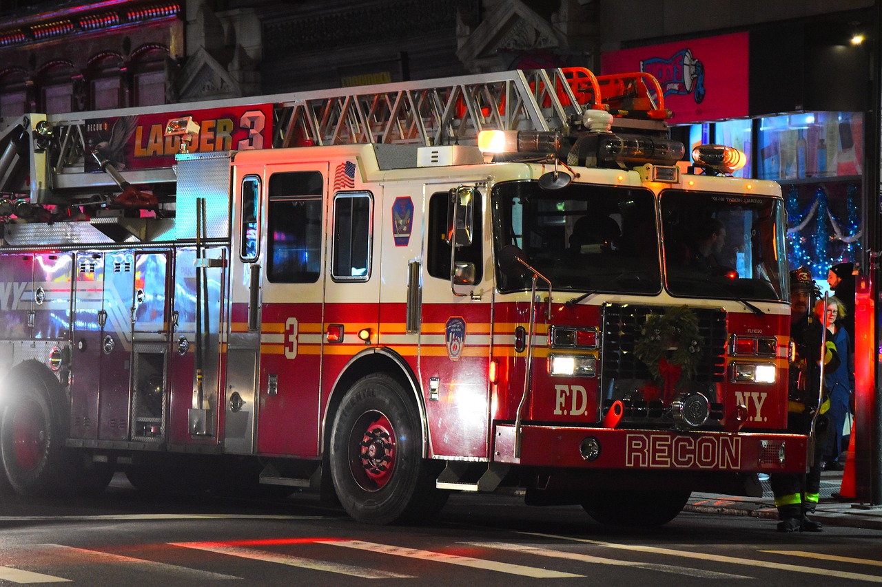 usa  fire department  truck free photo