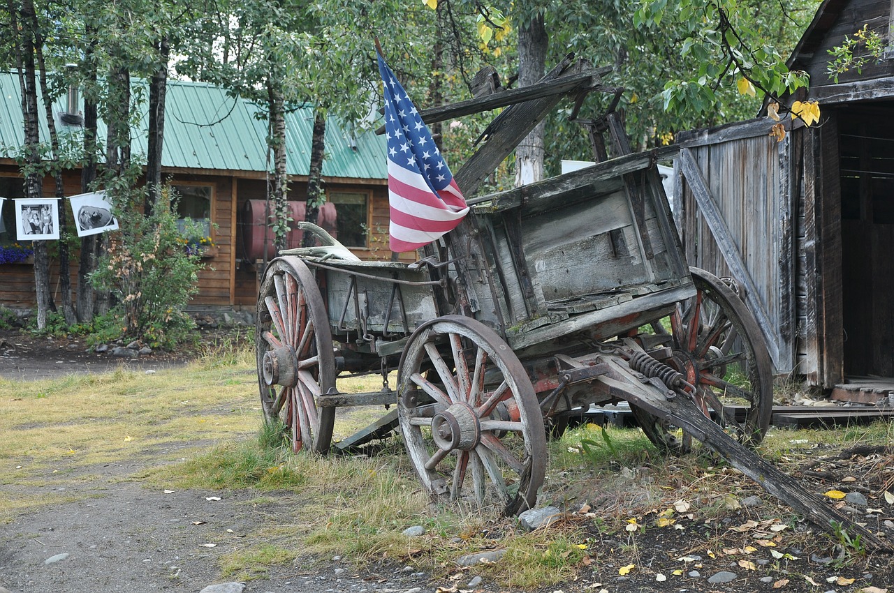 usa wild west covered wagon free photo