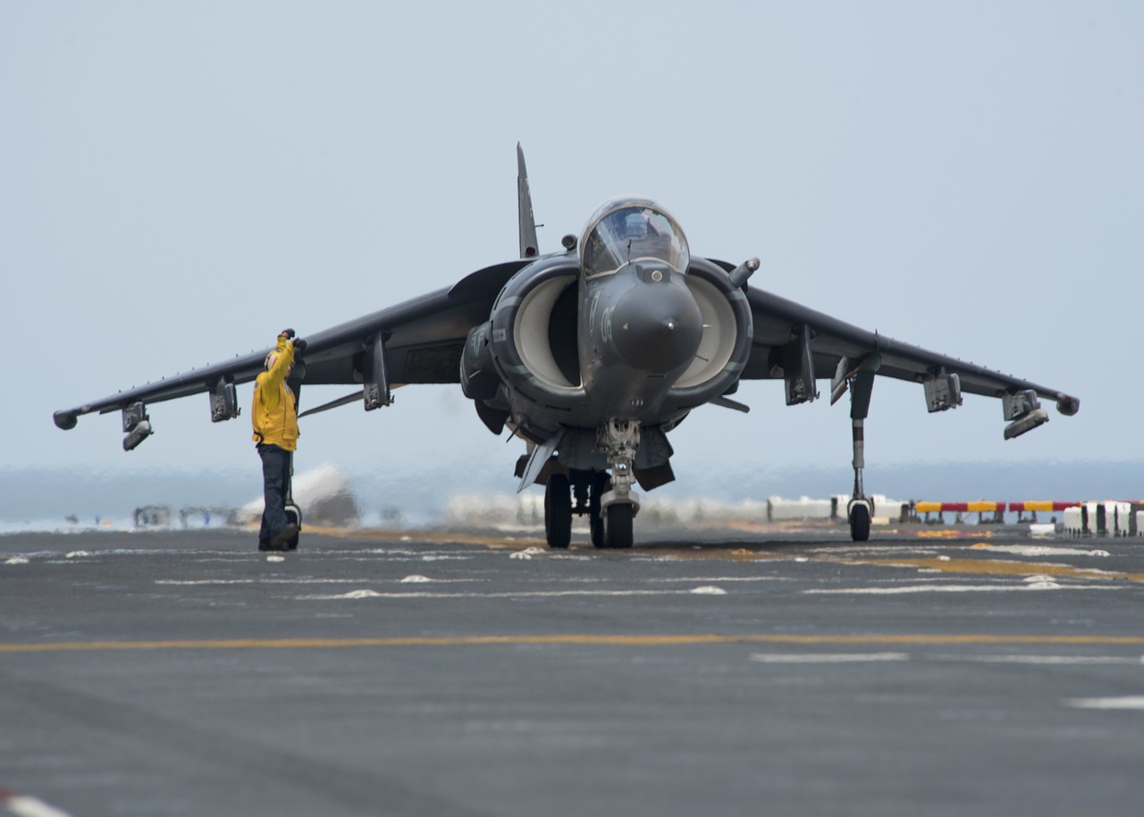 uss wasp lhd 1 av-8b free photo