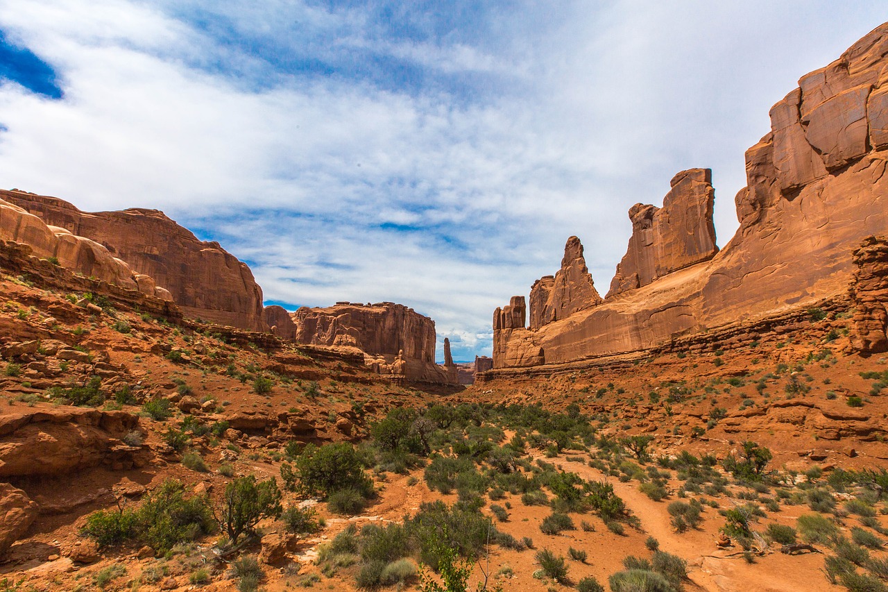 utah arches park avenue free photo