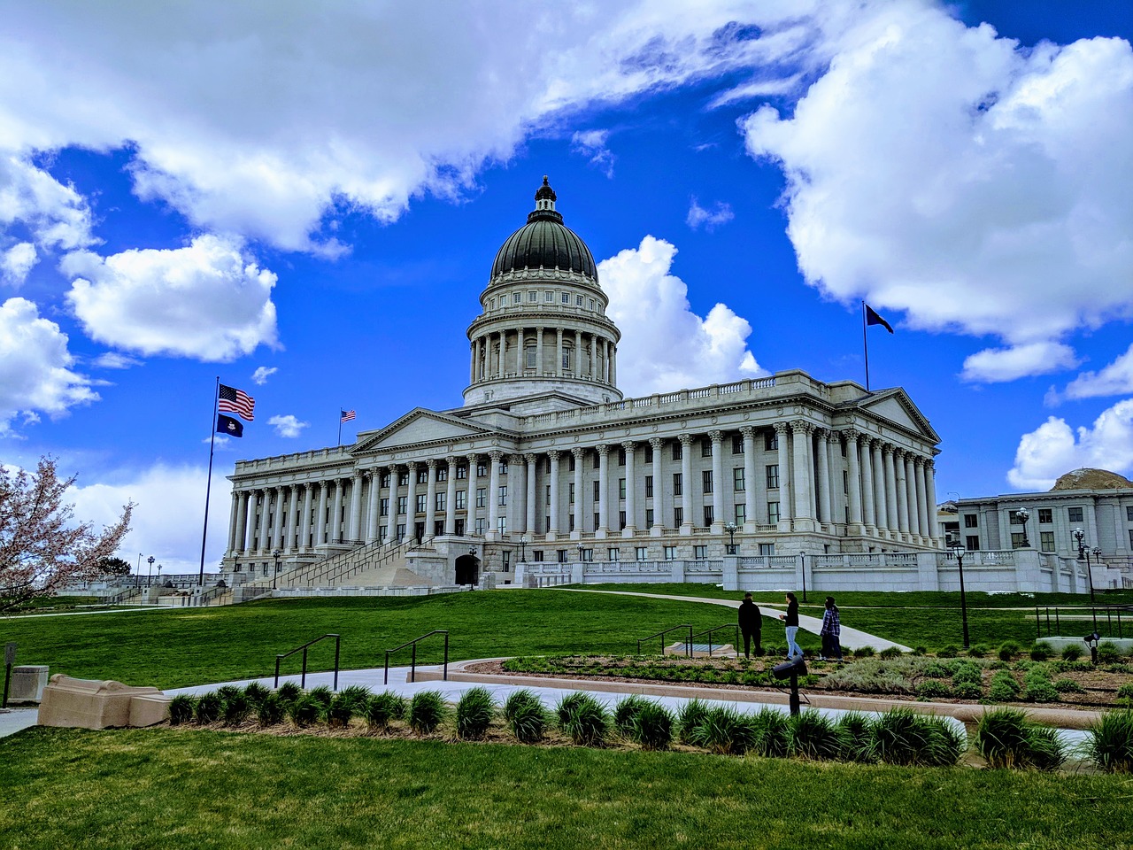 utah  capitol  building free photo