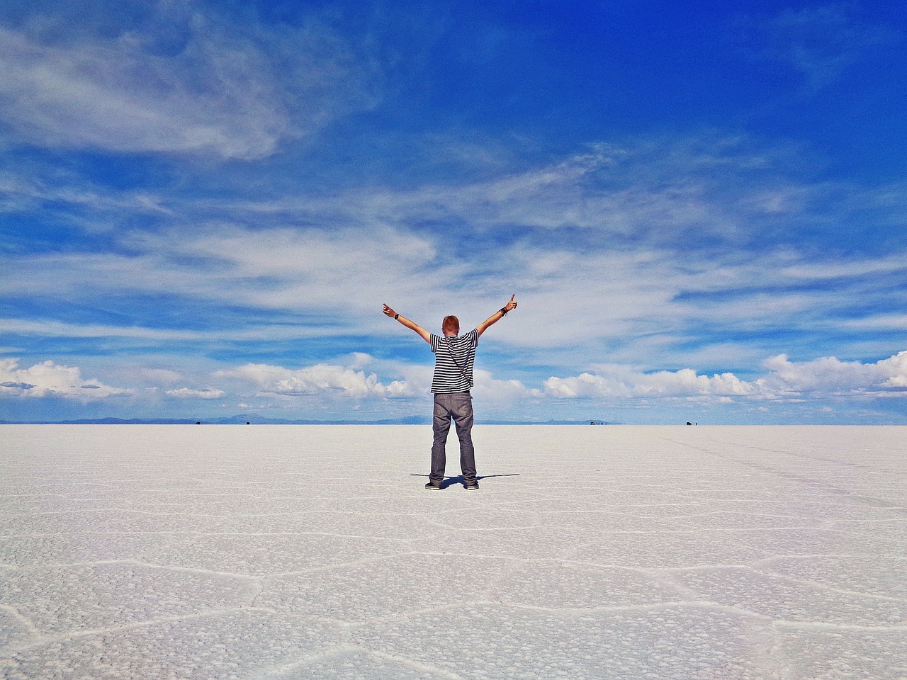 uyuni salt desert bolivia free photo