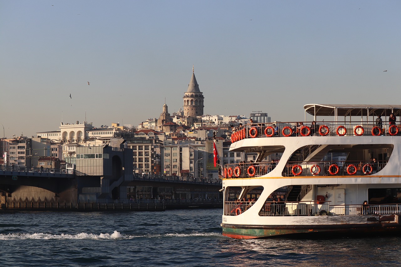 v  bridge  eminönü free photo