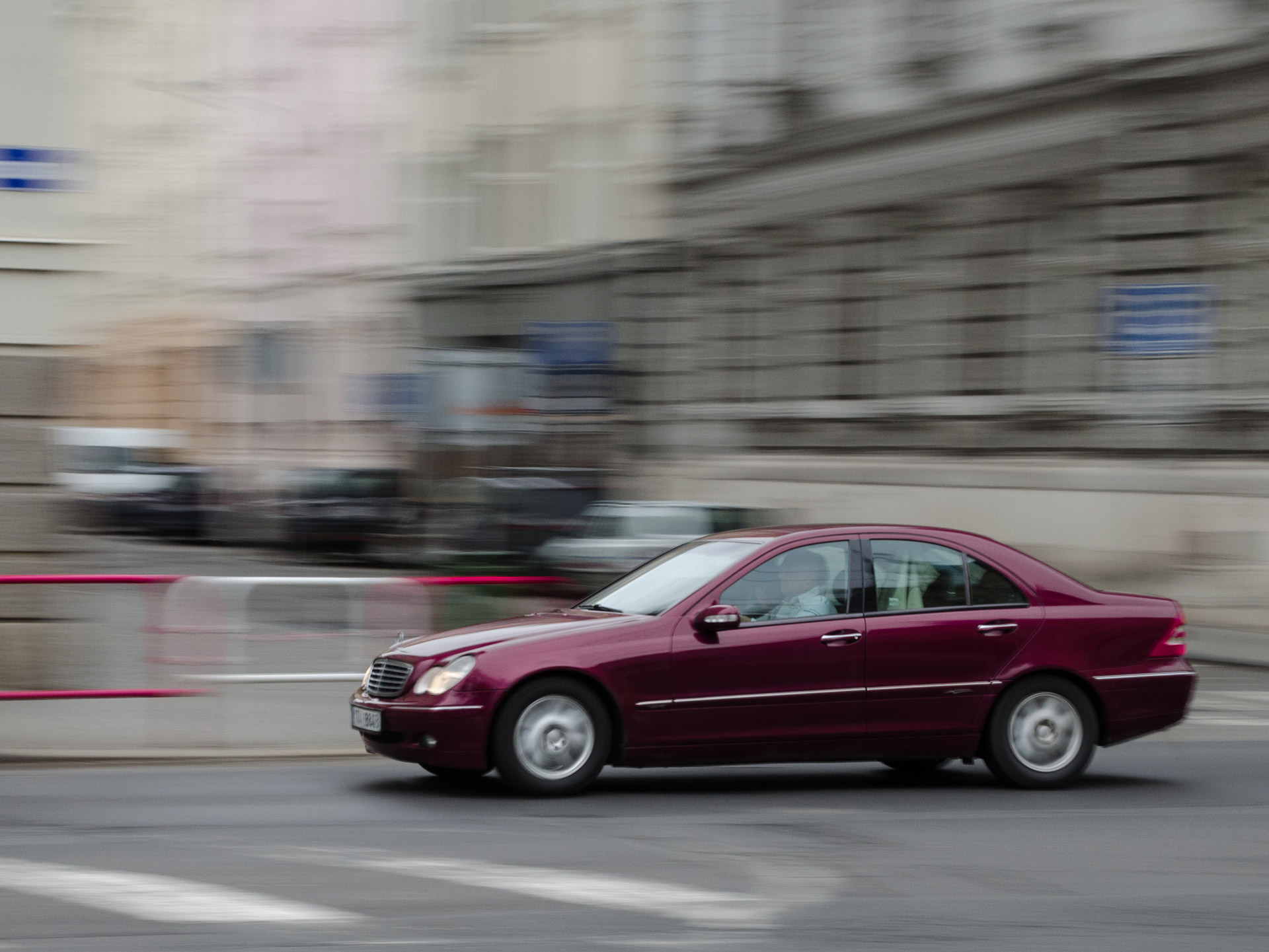 car mercedes motion free photo