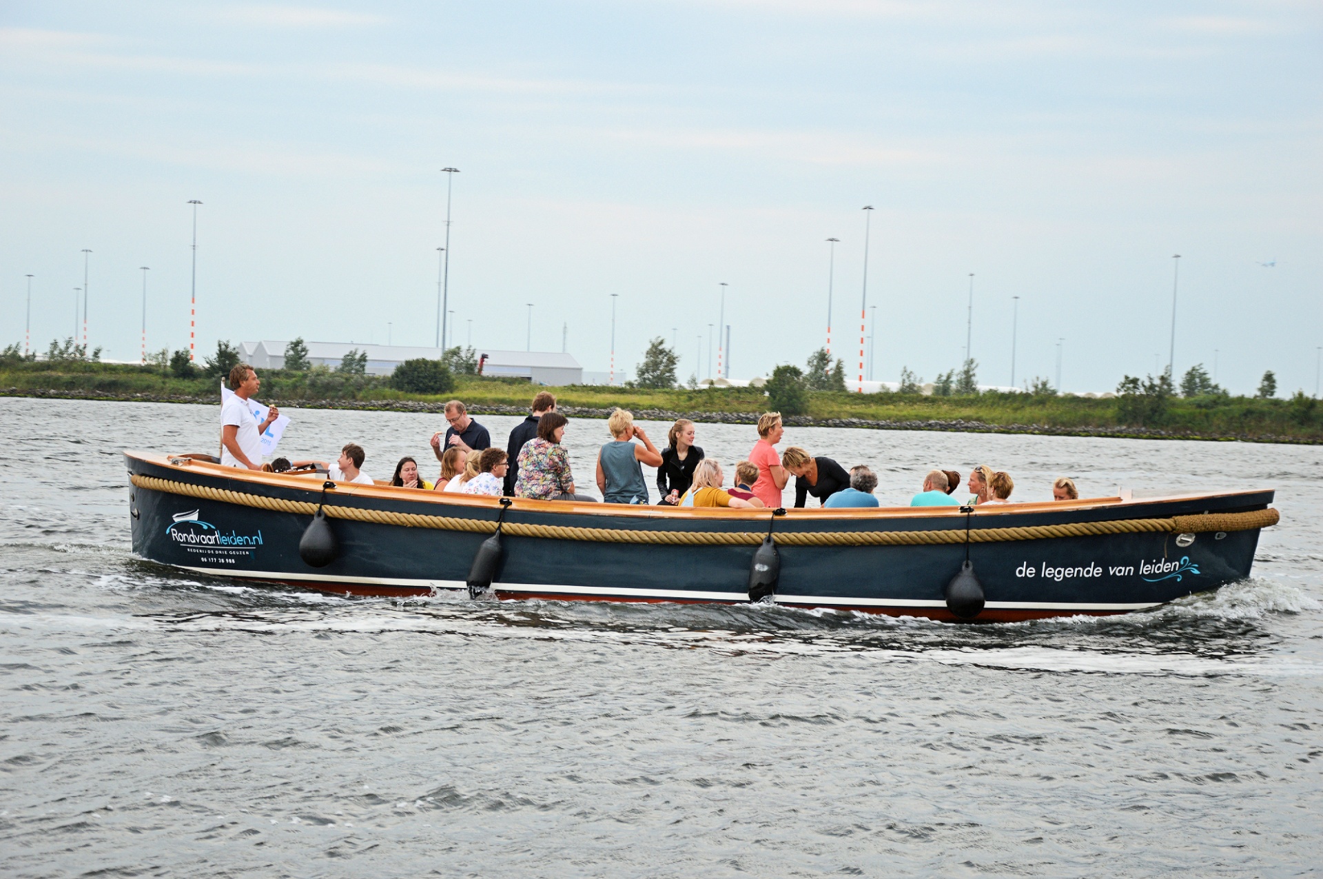 sloop boat speedboat free photo