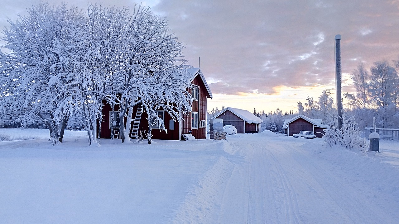 vacation wintry snow free photo