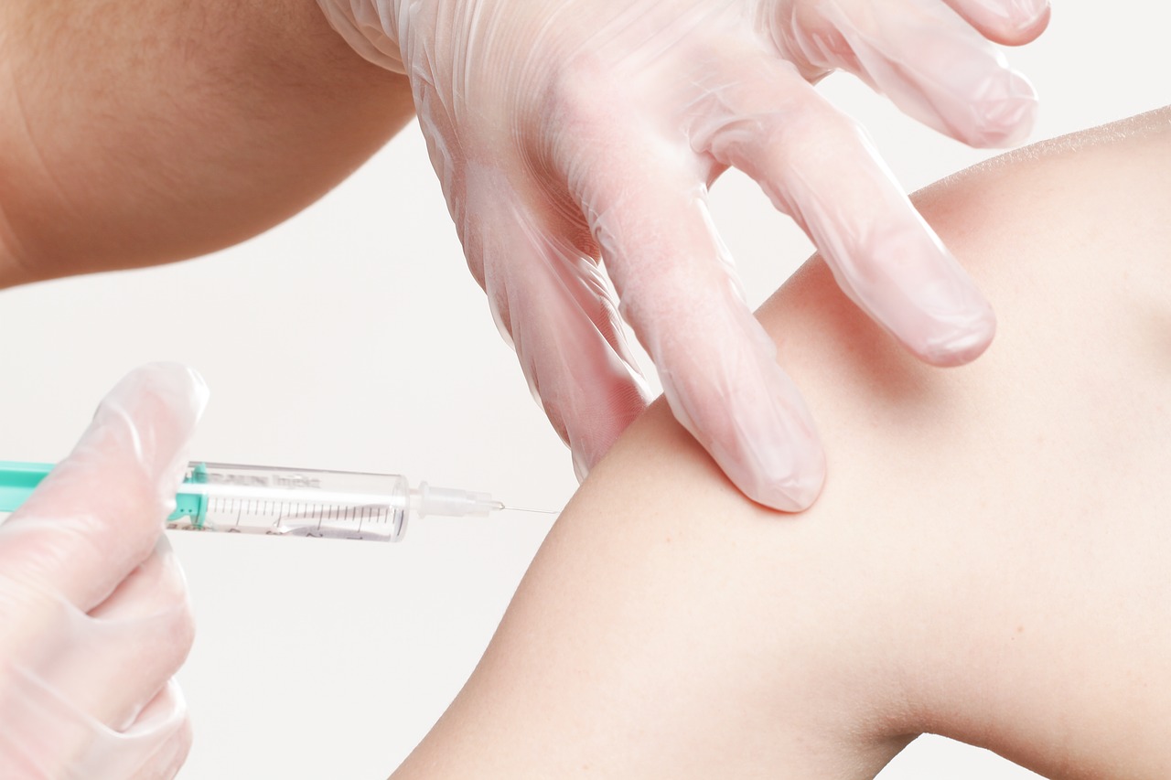 vaccination impfspritze medical free photo