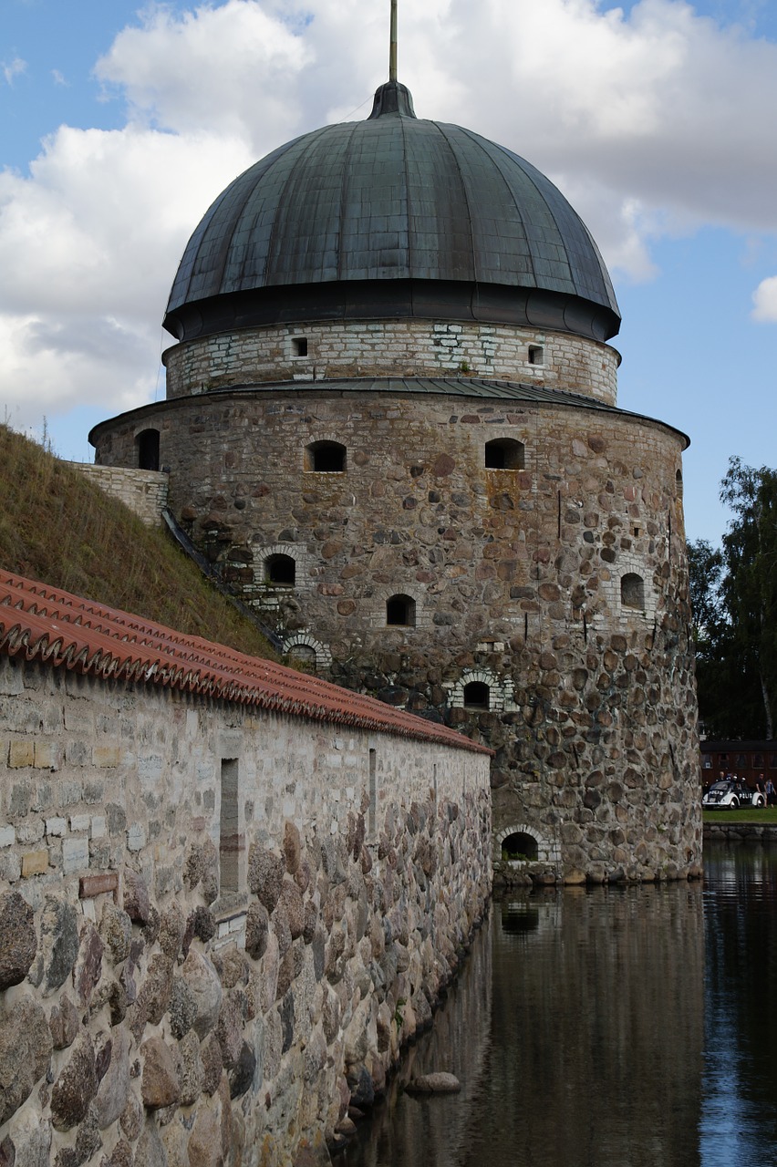 vadstena castle sweden free photo