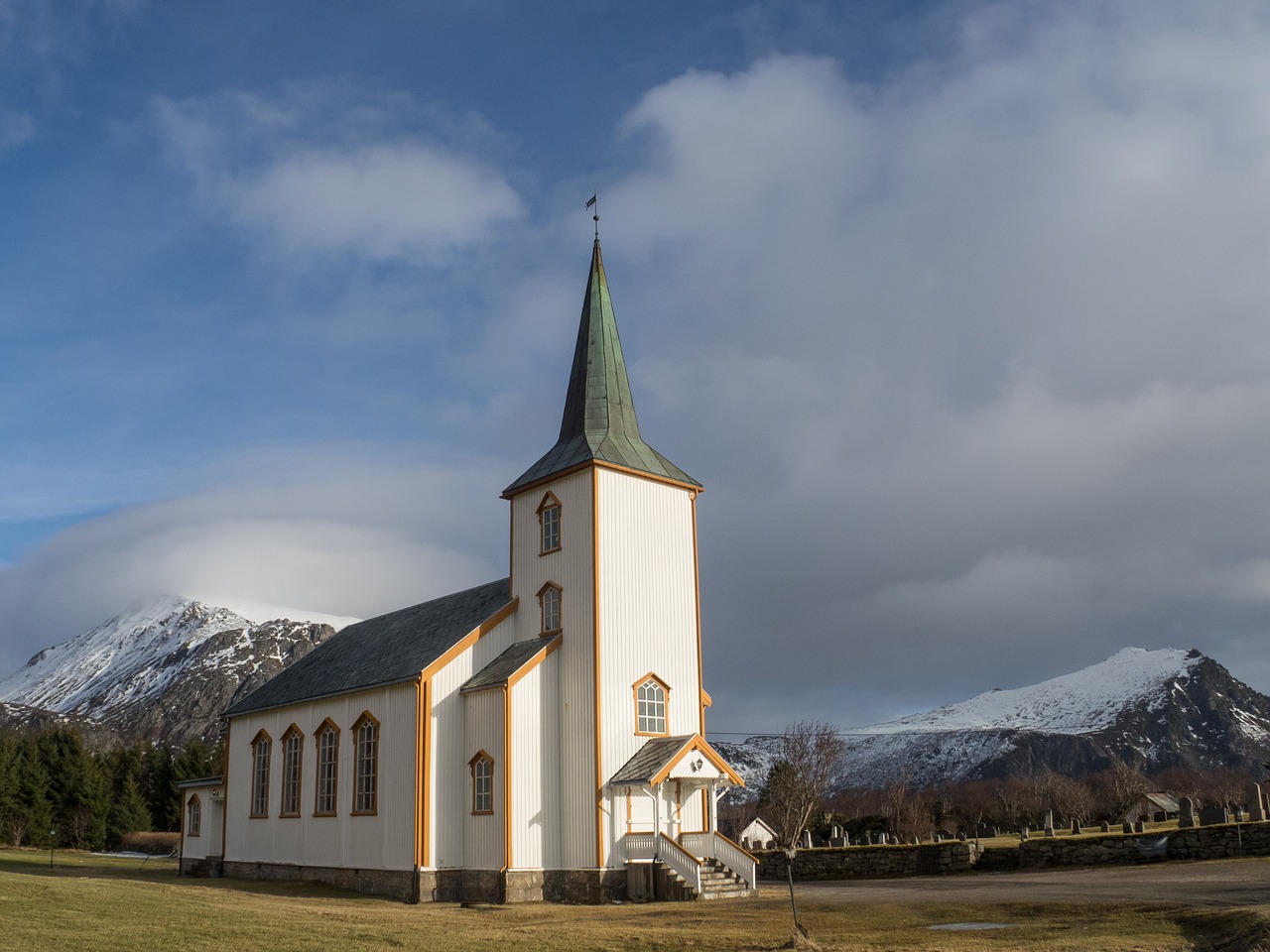 valberg lofoten church free photo