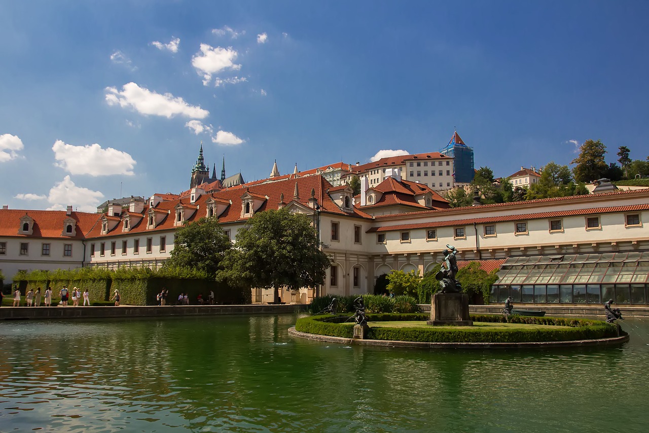 valdštejnská e g  valdštejnský palace  prague free photo