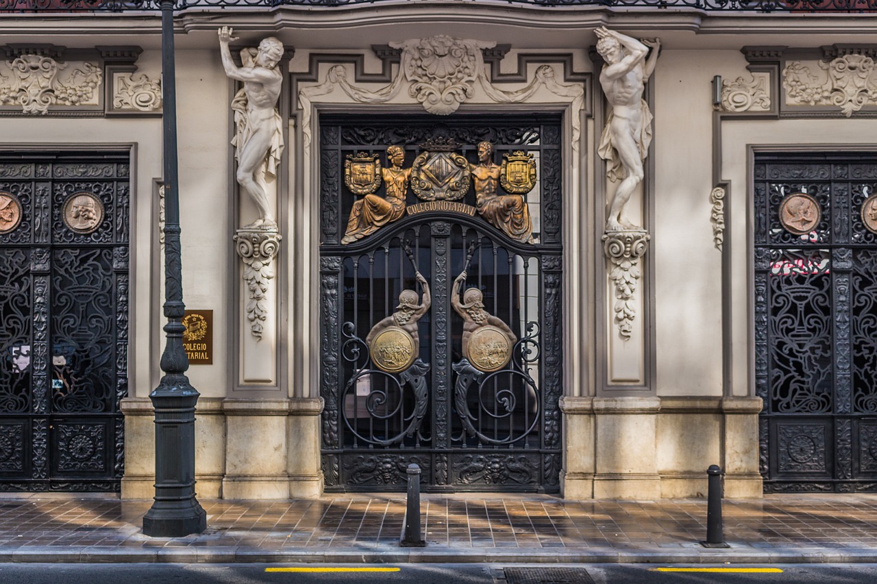 valencia doors old free photo