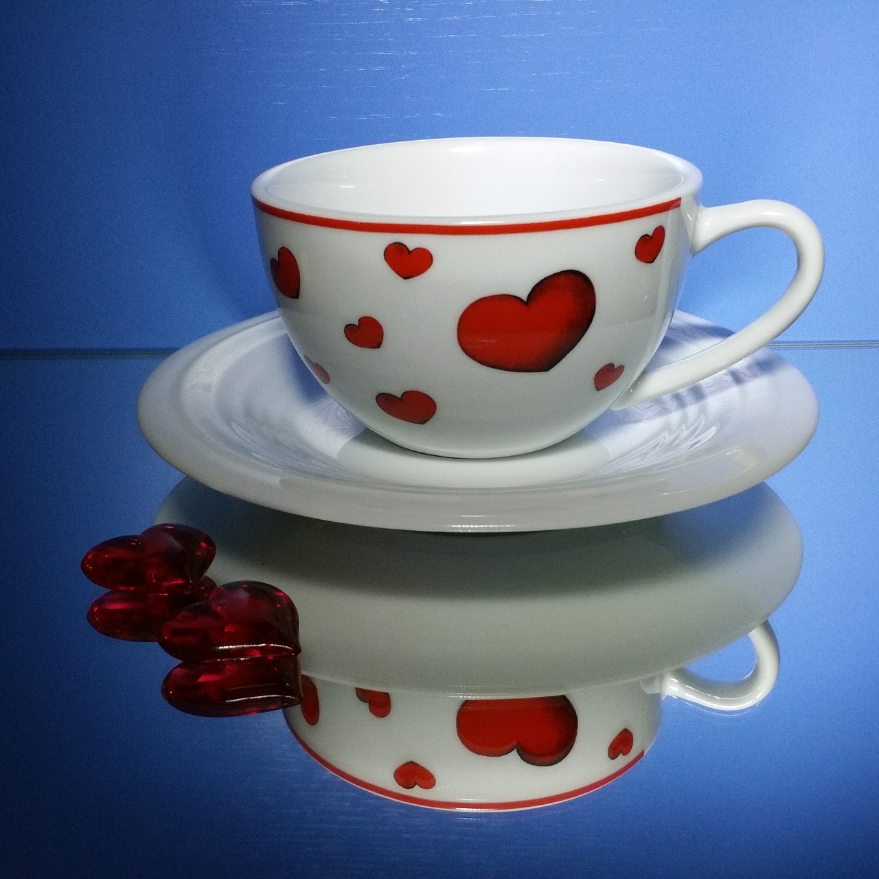 valentine's day cup heart free photo