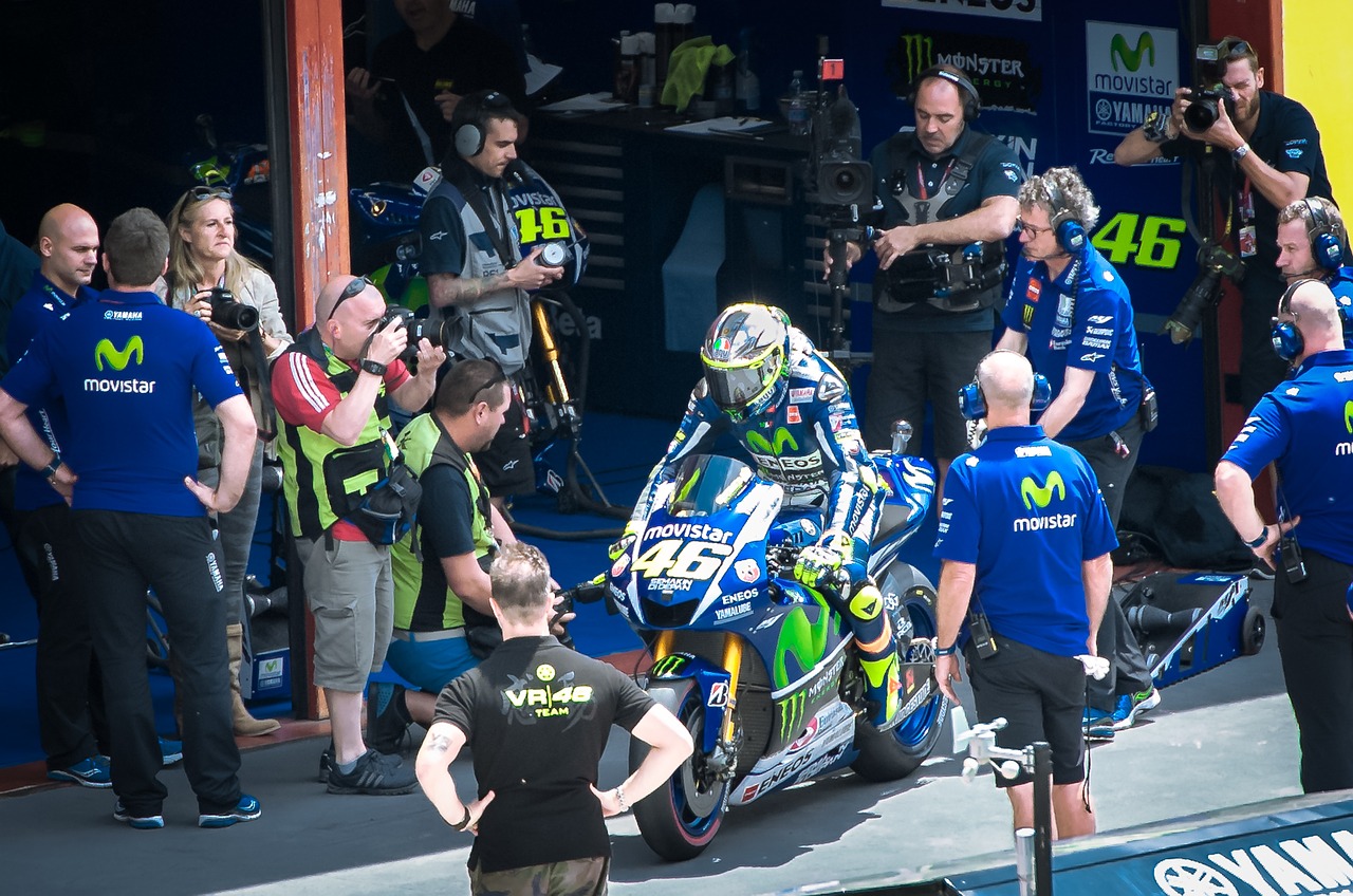 valentino rossi pit action the doctor free photo