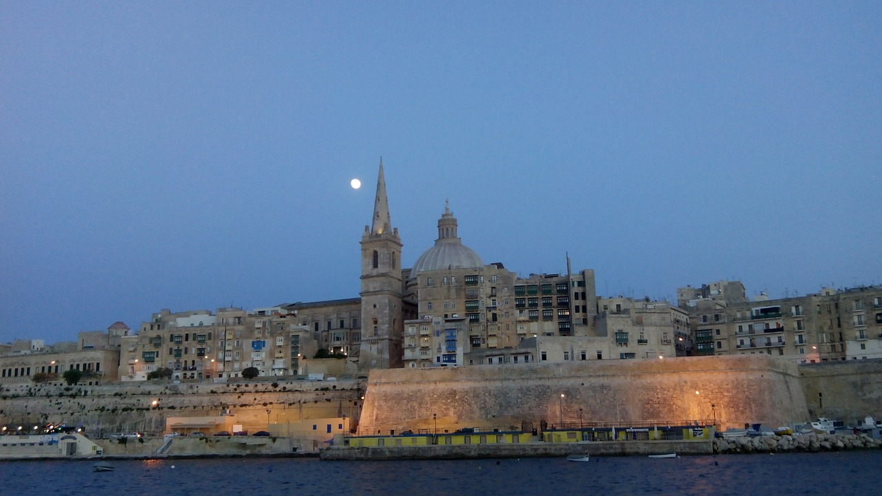 valletta evening malta free photo