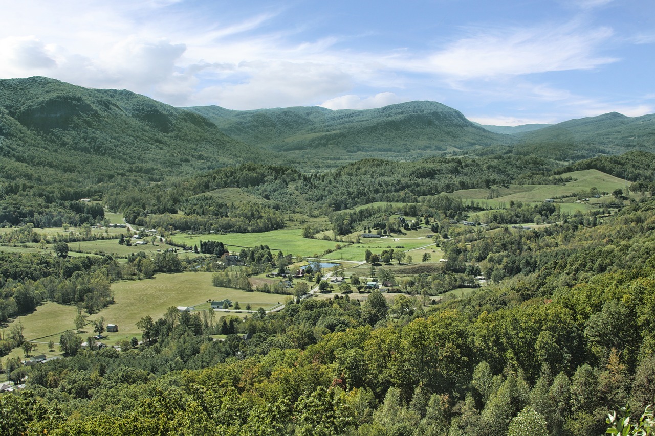 valley  mountains  countryside free photo