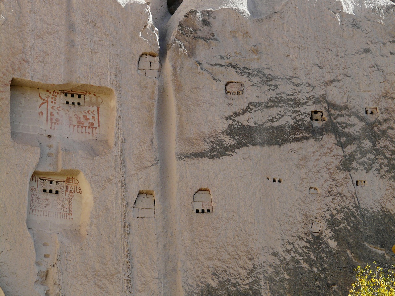 valley of roses cappadocia tufa free photo