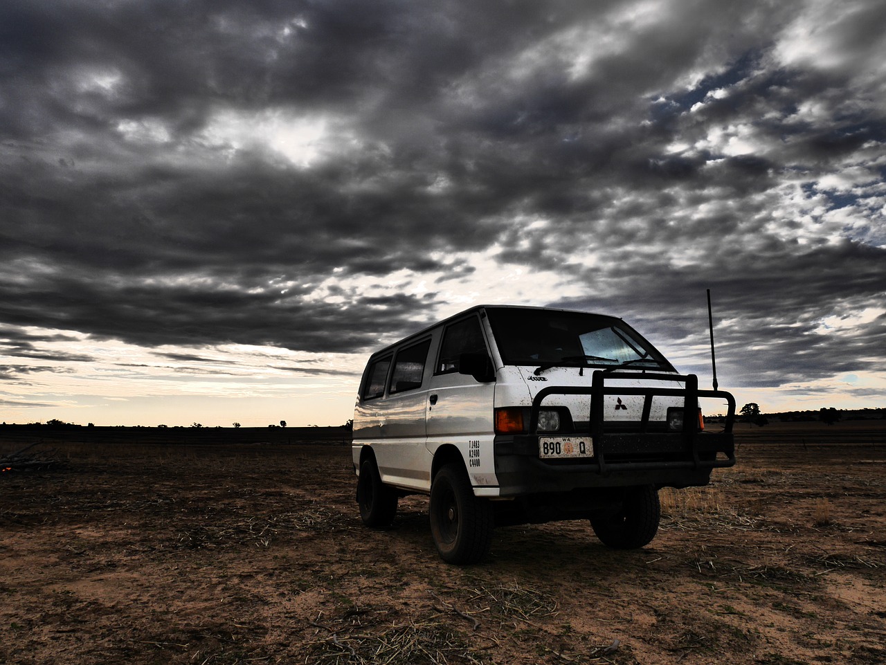 van 4x4 vehicle free photo