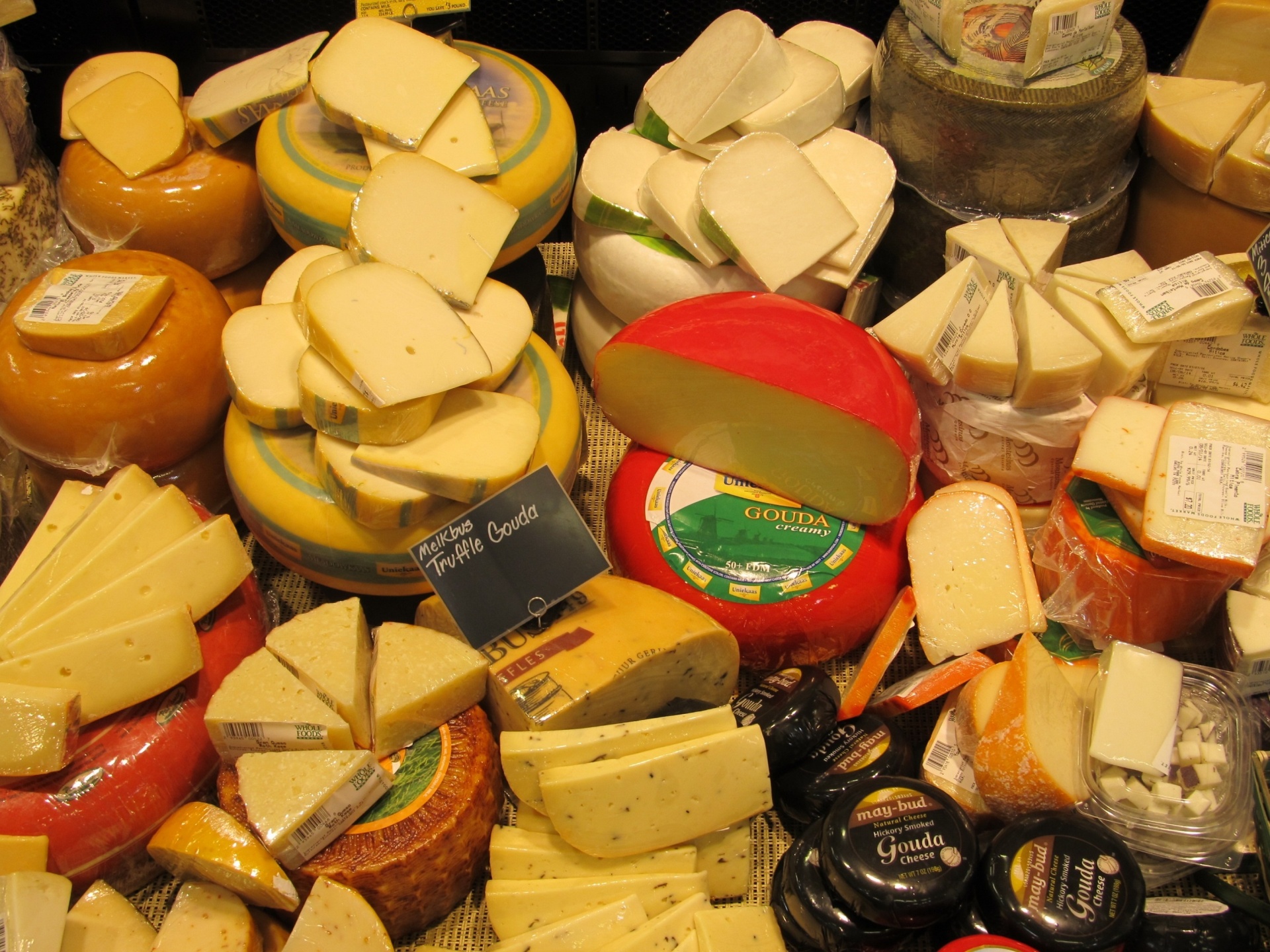 cheeses cheese gouda free photo