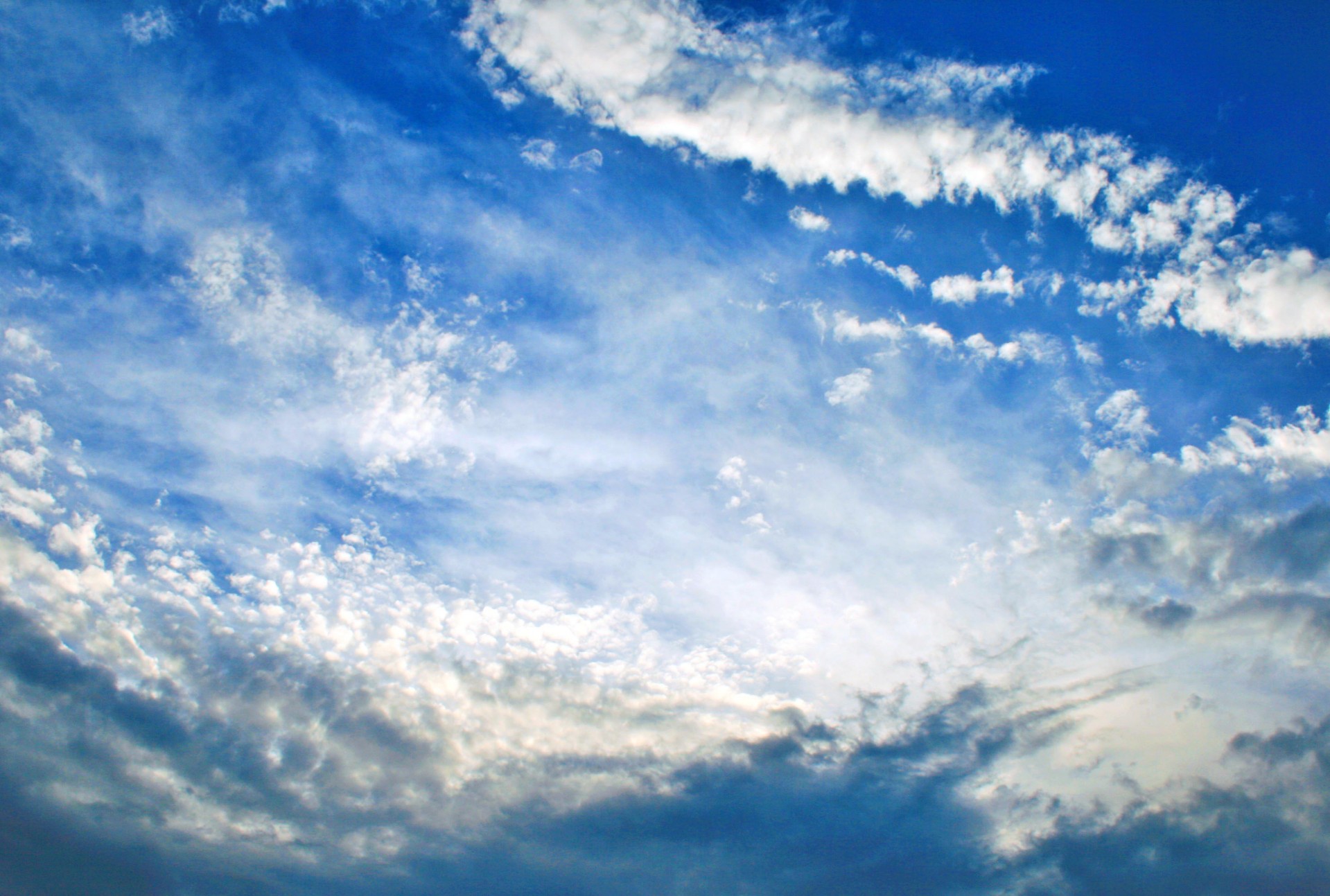 sky blue clouds free photo