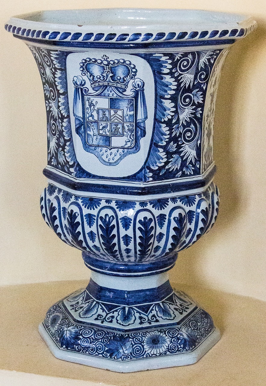 vase standvase blue free photo