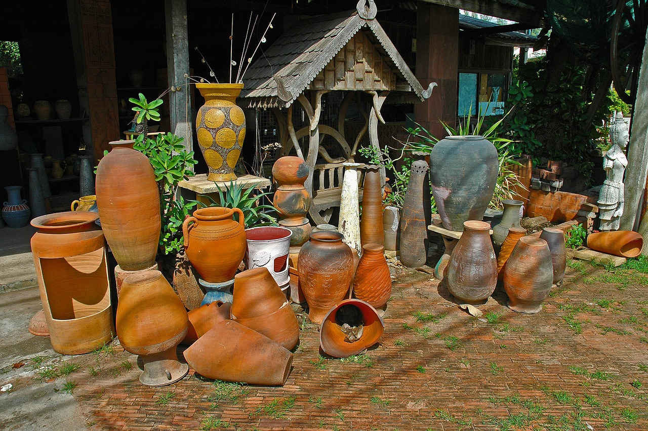 vases pots sound free photo