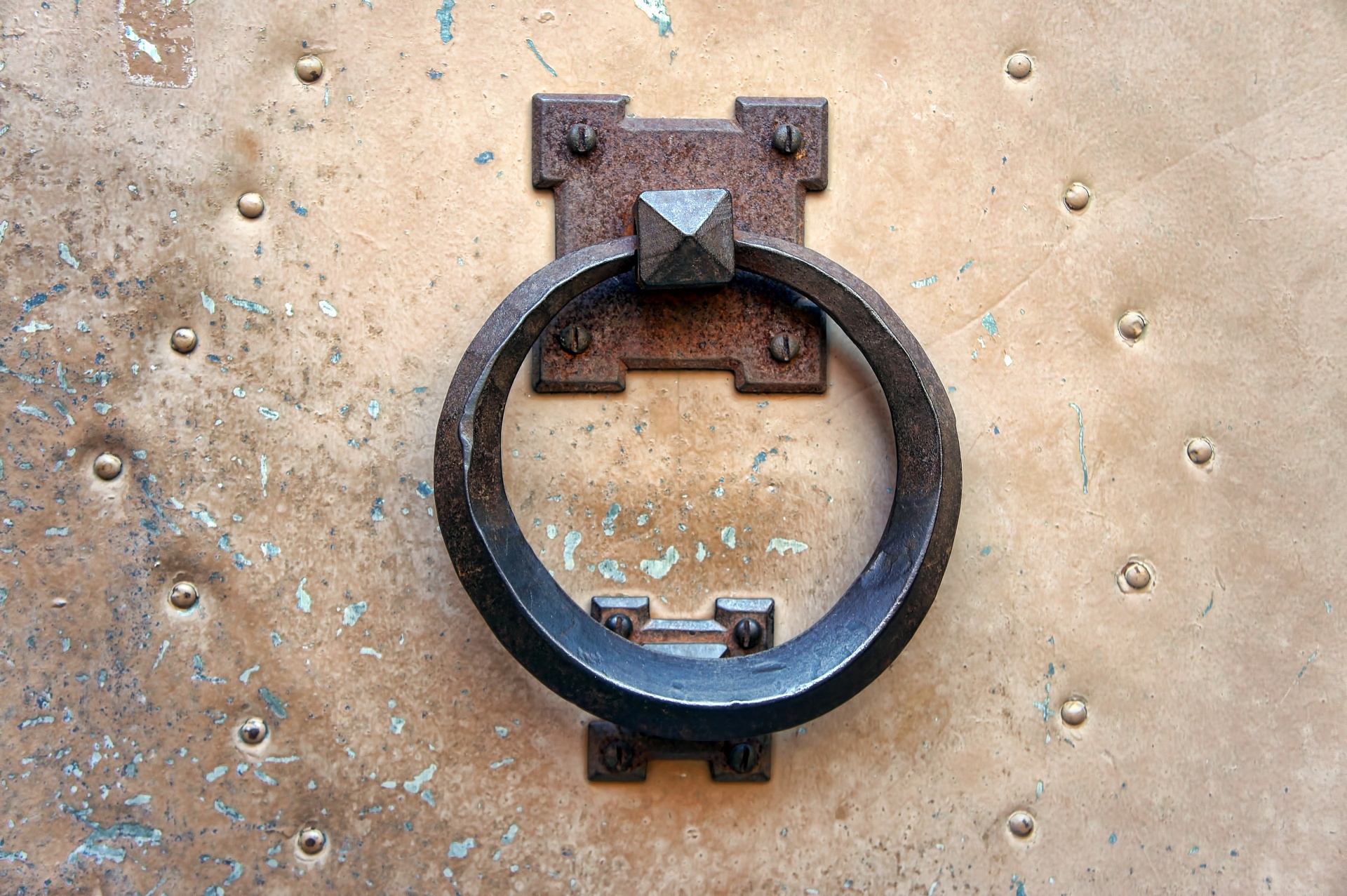 metal iron knocker free photo