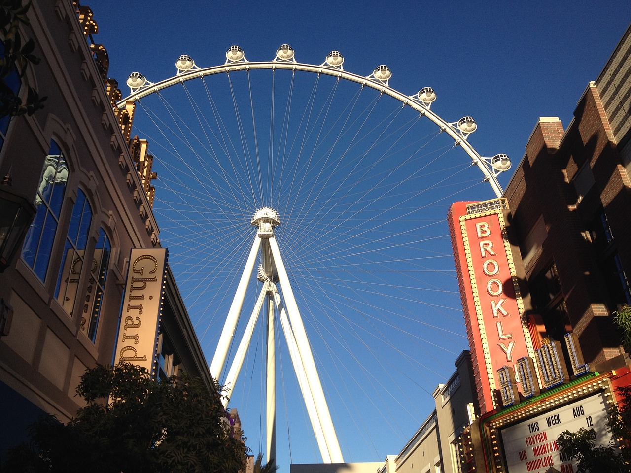 vegas city architecture free photo